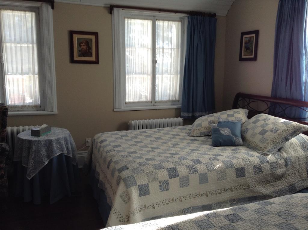 Bed and Breakfast Gil Ann Saint-André-Avellin Pokoj fotografie