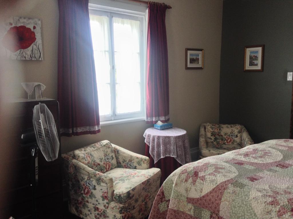 Bed and Breakfast Gil Ann Saint-André-Avellin Exteriér fotografie